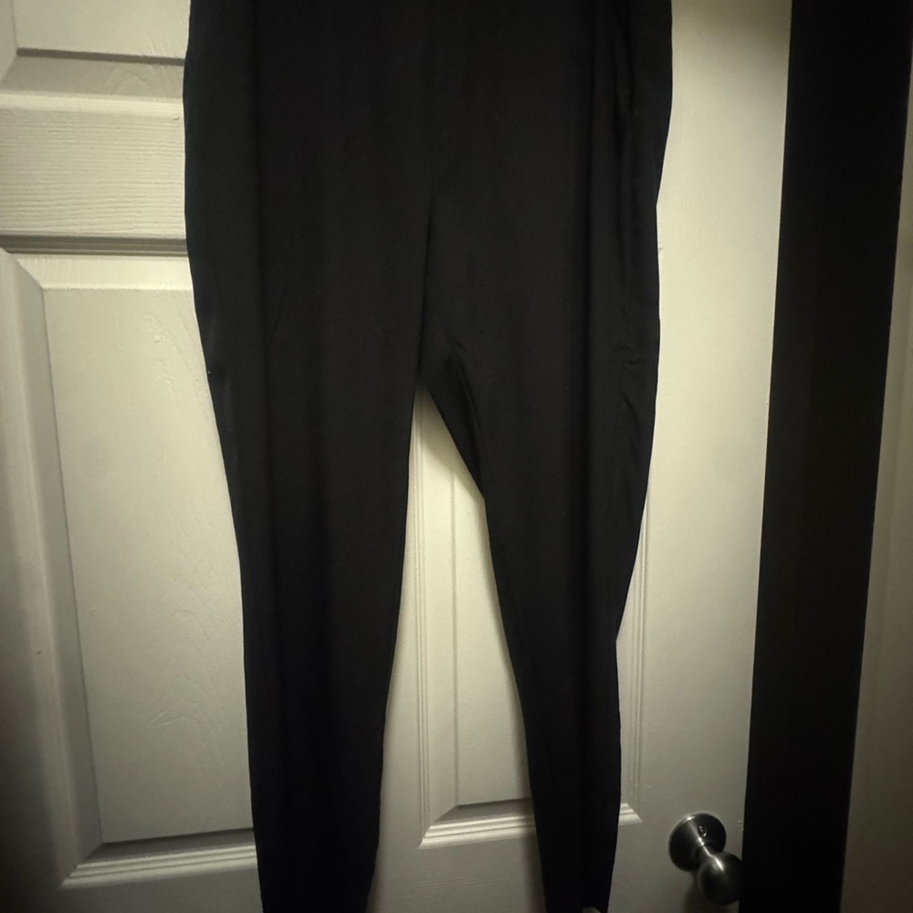 Marine Layer Black Pant with Form-Fitting Design and Elastic Waistband